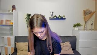 caitlin_bell first time trying  rubbing  |new cb show|