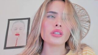 antonia_savatto_ redhead girl enjoys live show penetration_2022