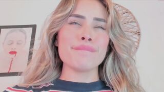 antonia_savatto_ massage show on chaturbate