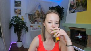 stephanie_evans shy slut caresses shaved cunt