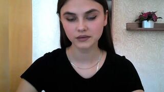 qqlola my wet hole finger play 2022 webcam