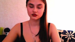 qqlola show recordings include her teasing