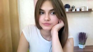 qqlola myfreecams  masturbation huge sex toy