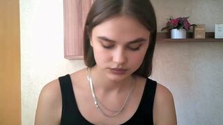 qqlola naughty fat lady is fondling saggy boobs