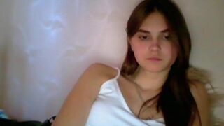 qqlola teen slut horny babe loves rough sex online