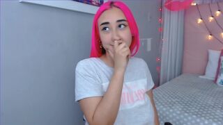 harleen_quinzel2 painted chick sucks dildo