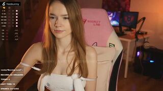 bunny_marthy cute bitches and jerking pussy