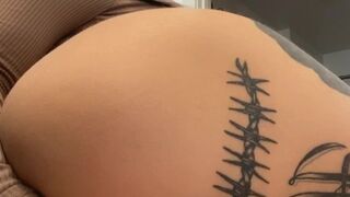 stellaraee  amazing wench fucks herself with sex toys