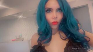 Lizzy Laynez aka lizzylaynez  desired babe cums from erotic dance