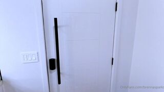 Brenna Sparks aka brennasparks  prefers bat instead dildo