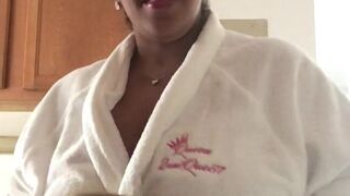 twounique87 blonde hairstyle rubbing  shaved cunt