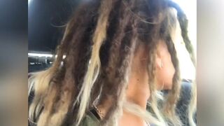 pizzapussypie watch a rubbing  show with a petite whore