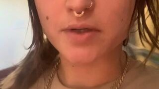 pizzapussypie posing