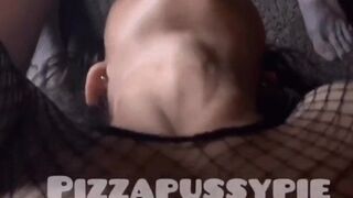 pizzapussypie dick shows off her shaved cunt