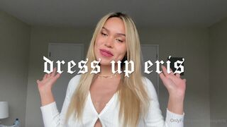 dressuperis Two sluts fuck with lucky