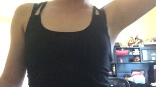 brandi Skinny bitch jerking pussy with phallus