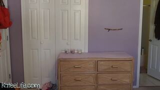 ka8eeowen  aka kateelife anxious twins