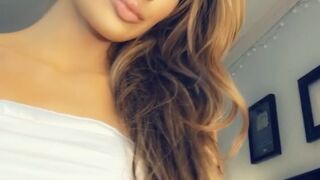 molly eskam Good self shows sexy body