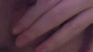 kikAlison Rey sexually caresses herself in free chat