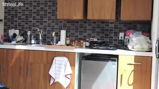 ka8eeowen  aka kateelife Pretty mare fucked by sex machine