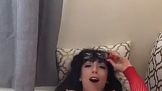 jnellytv aka jesspink Naughty doll fucks herself with a phallus