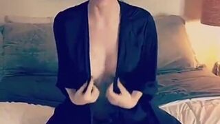 jnellytv aka jesspink Passionate model zhahaet herself eldoy