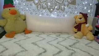 honey gold Busty chick shows her charms