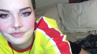 hinaughtya fingering pussy moaning another whore