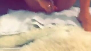 gwen singer Petite hottie passionately jerks off her cunt