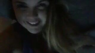 dillon harper Skinny woman zhahaetsya with a dildo