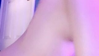 cutelilkitten Crazy chicks fuck with sex machine