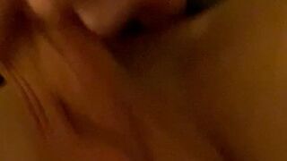 Ava Shade (@avashade) onlyfans Black-haired curvy takes a shower