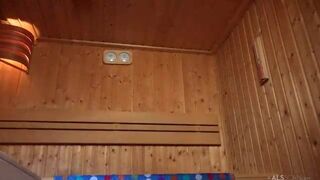 AnnyAurora  tender naughty blonde