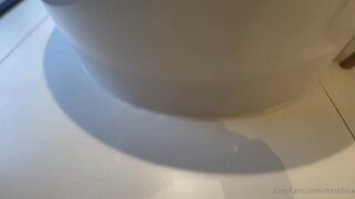 [OnlyFans] LaSirena69 & Dredd (20 Sexy girlfriends jerking their pussies outdoors