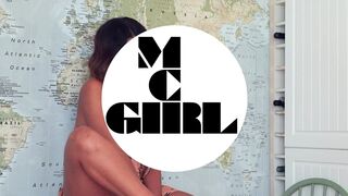 Holly Peers onlyfans Harlot posing in pantyhose