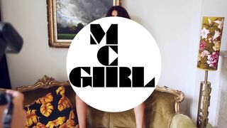 Holly Peers onlyfans caresses his cap