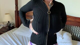 BoltOnWife (@boltonwife) onlyfans Gorgeous blonde girl gracefully caresses holes