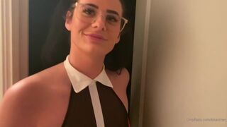 Bailey Archer (@bbarcher Obstinate mare fingers jerking her pussy