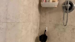 kandieangel Juicy chick rides fucking