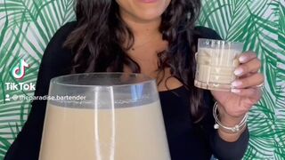 theparadisebartender Crazy brunette fucks pussy with phallus