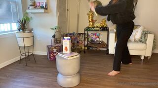 shiaswordgirl Delightful girl caresses big boobs