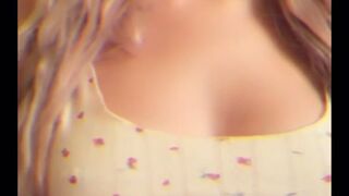 bree baby  Dark haired bitch gently pulls pussy