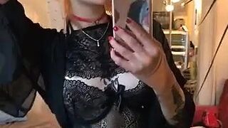 Maud Suicide Blissful doll chatting in fries