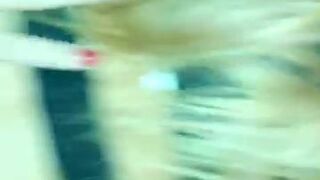 Lynaritaa Brilliant bitch jerks both holes