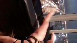 Lynaritaa crustacean catches buzz from lilac lildo