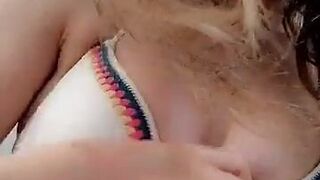 Lola Amazing pussy sucking on pussy