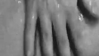 Lola Busty bitch massages her pussy and nipples