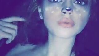 Laiste Girl Petite babe gently masturbates cunt