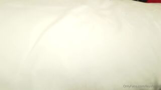 leyafalcon Cute posing in fries