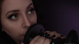 dovey Gorgeous girls dance completely naked